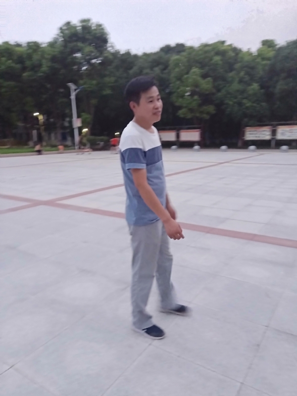 一笑的第一张照片--溧阳上门女婿服务网